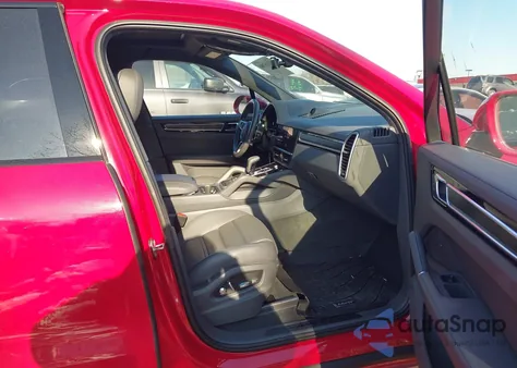 2021 Porsche Cayenne Gts из США, поврежденный, VIN WP1AG2AY9MDA34886